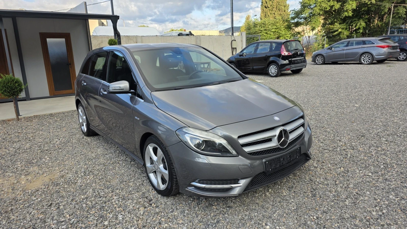Mercedes-Benz B 180 CDI, снимка 3 - Автомобили и джипове - 56265012