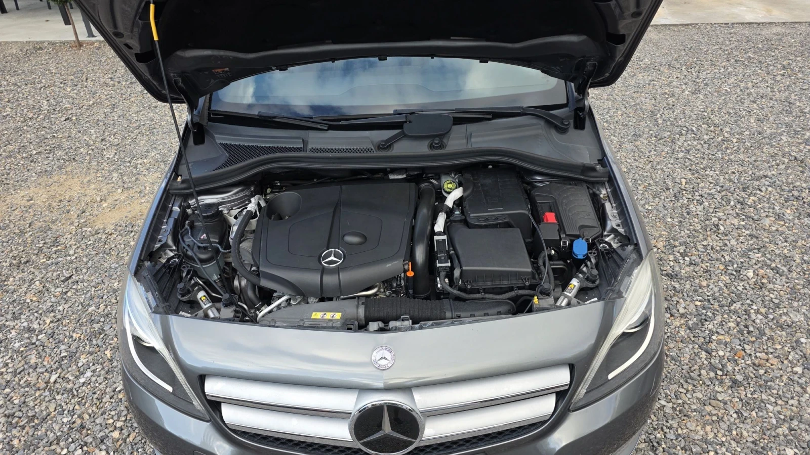Mercedes-Benz B 180 CDI, снимка 16 - Автомобили и джипове - 56265012