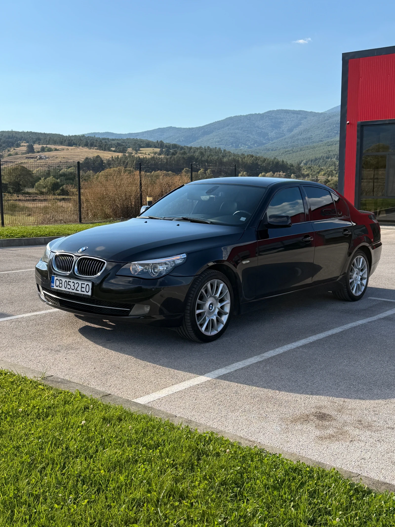 BMW 530, снимка 2 - Автомобили и джипове - 56541873
