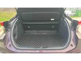 Toyota C-HR 2.0 HEV (ниво Club), снимка 12
