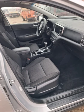 Kia Sportage 2.4 AWD, снимка 12