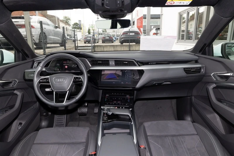 Audi Q8 Sportback e-tron Advanced 50 , снимка 7 - Автомобили и джипове - 46484292