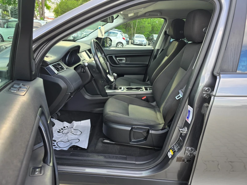 Land Rover Discovery Sport 2.0D, 150к.с., Пълна сервизна история!, снимка 9 - Автомобили и джипове - 47876936