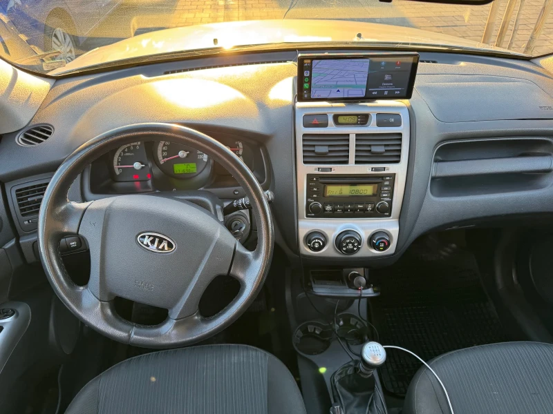 Kia Sportage, снимка 6 - Автомобили и джипове - 48382692