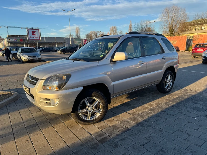 Kia Sportage, снимка 4 - Автомобили и джипове - 48382692