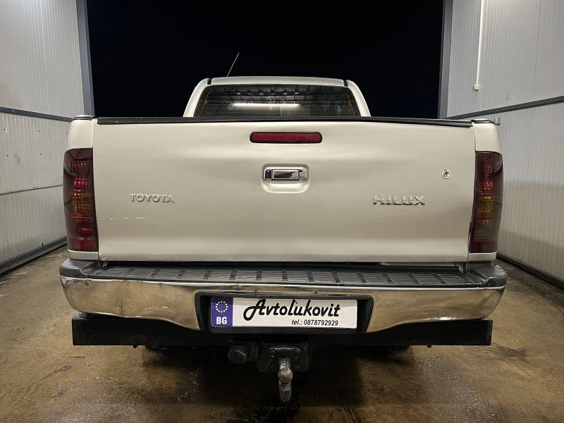 Toyota Hilux 2.5D , снимка 5 - Автомобили и джипове - 48687110