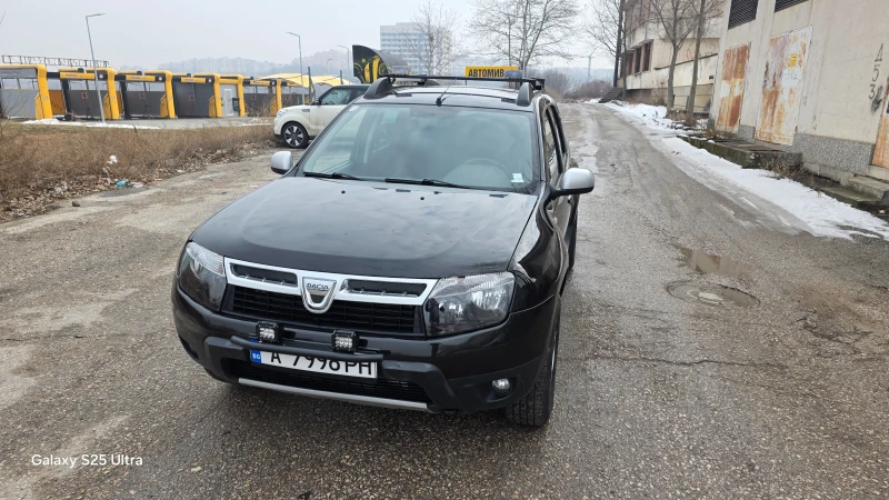 Dacia Duster 1.5d 4x4, снимка 8 - Автомобили и джипове - 49564232