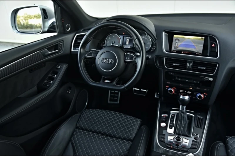 Audi SQ5 Competion Plus , снимка 15 - Автомобили и джипове - 52998386