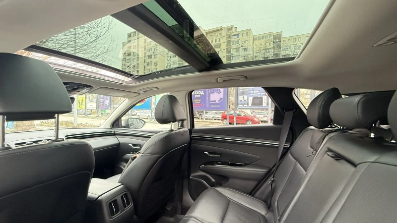Hyundai Tucson, снимка 12 - Автомобили и джипове - 53575853