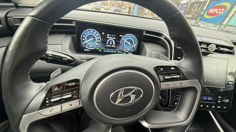 Hyundai Tucson, снимка 9 - Автомобили и джипове - 53575853