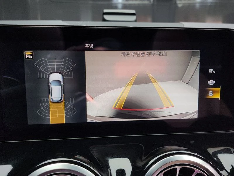 Mercedes-Benz GLA 45 AMG GLA 45 AMG 4MATIC, снимка 14 - Автомобили и джипове - 55790500