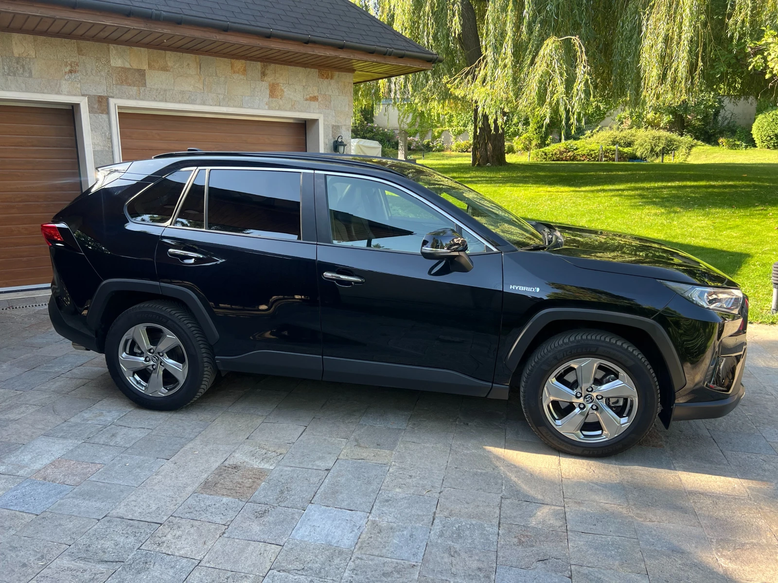 Toyota Rav4 2.5 HYBRID EXECUTIVE - изображение 3