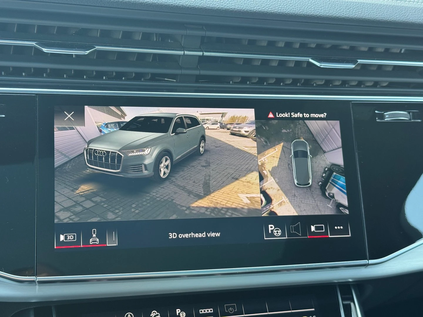 Audi SQ7 TFSI quattro, снимка 16 - Автомобили и джипове - 56420629