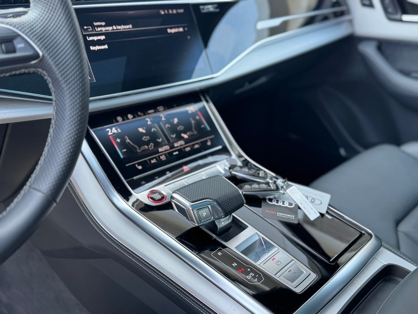 Audi SQ7 TFSI quattro, снимка 13 - Автомобили и джипове - 56420629