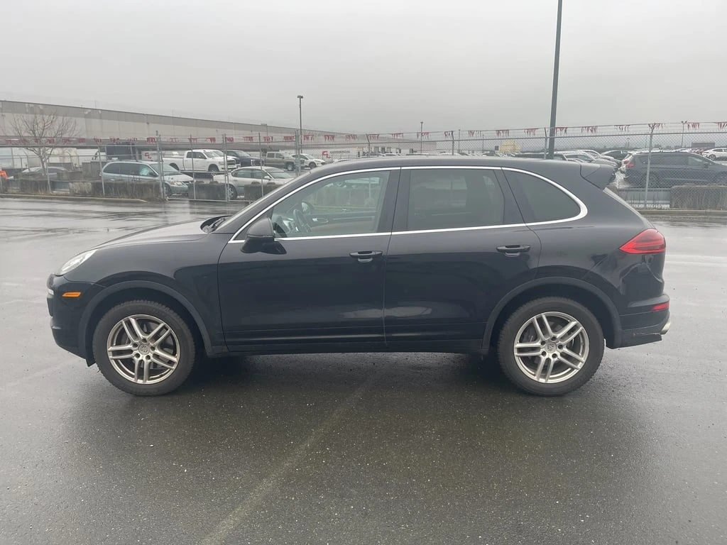 Porsche Cayenne * AWD 4dr * CARFAX * ЦЕНА ДО БГ - изображение 2