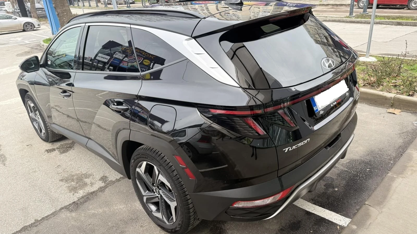 Hyundai Tucson 1.6 HYBRID 4x4 , снимка 5 - Автомобили и джипове - 53751244
