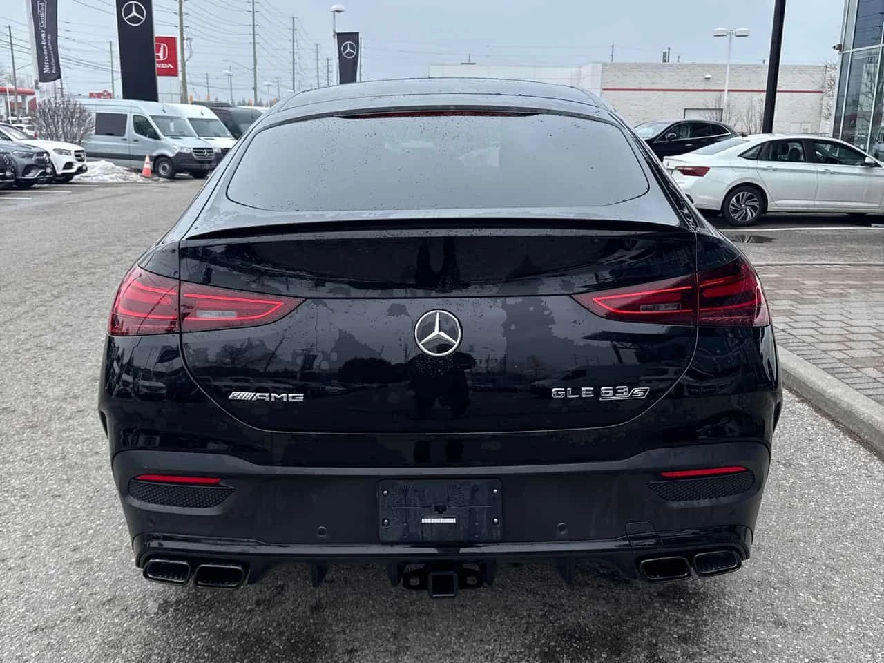 Mercedes-Benz GLE 63 S AMG * BURMESTER * ОБДУХВАНЕ * 360 * ДИСТРОНИК - изображение 4