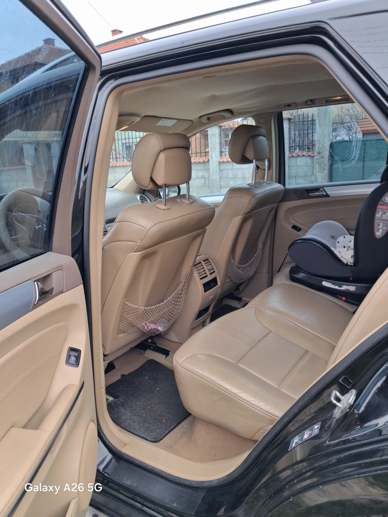 Mercedes-Benz ML 320, снимка 4 - Автомобили и джипове - 53844778