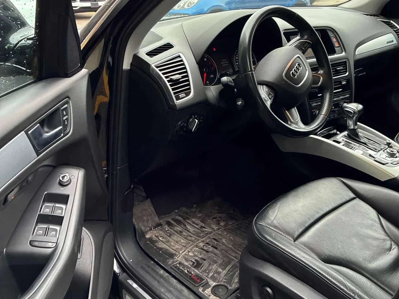 Audi Q5 * 2.0T Progressiv * CARFAX *  Панорама * Подгрев *, снимка 5 - Автомобили и джипове - 54047032