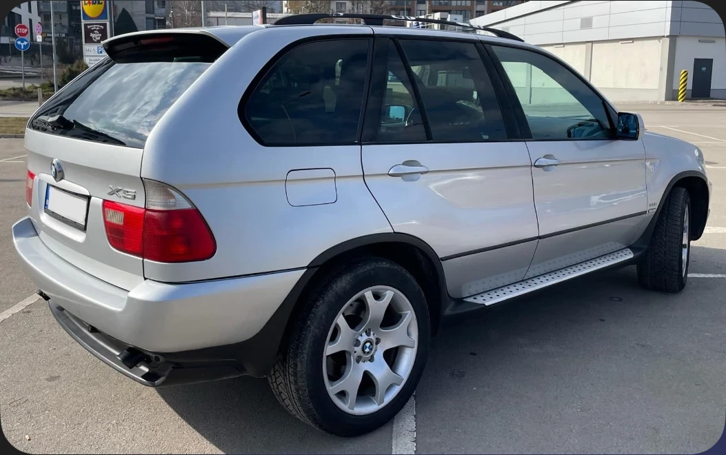 BMW X5  3, 0i Газ Пружини Теглич Нови летни гуми + зимни , снимка 3 - Автомобили и джипове - 54415164