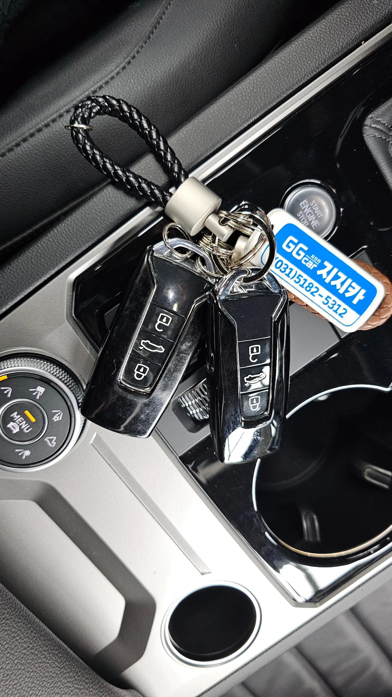 VW Touareg PREMIUM* 3.0* TDI* ОБДУХ* 360* КАМЕРИ* ПОДГРЕВ* , снимка 14 - Автомобили и джипове - 54619170