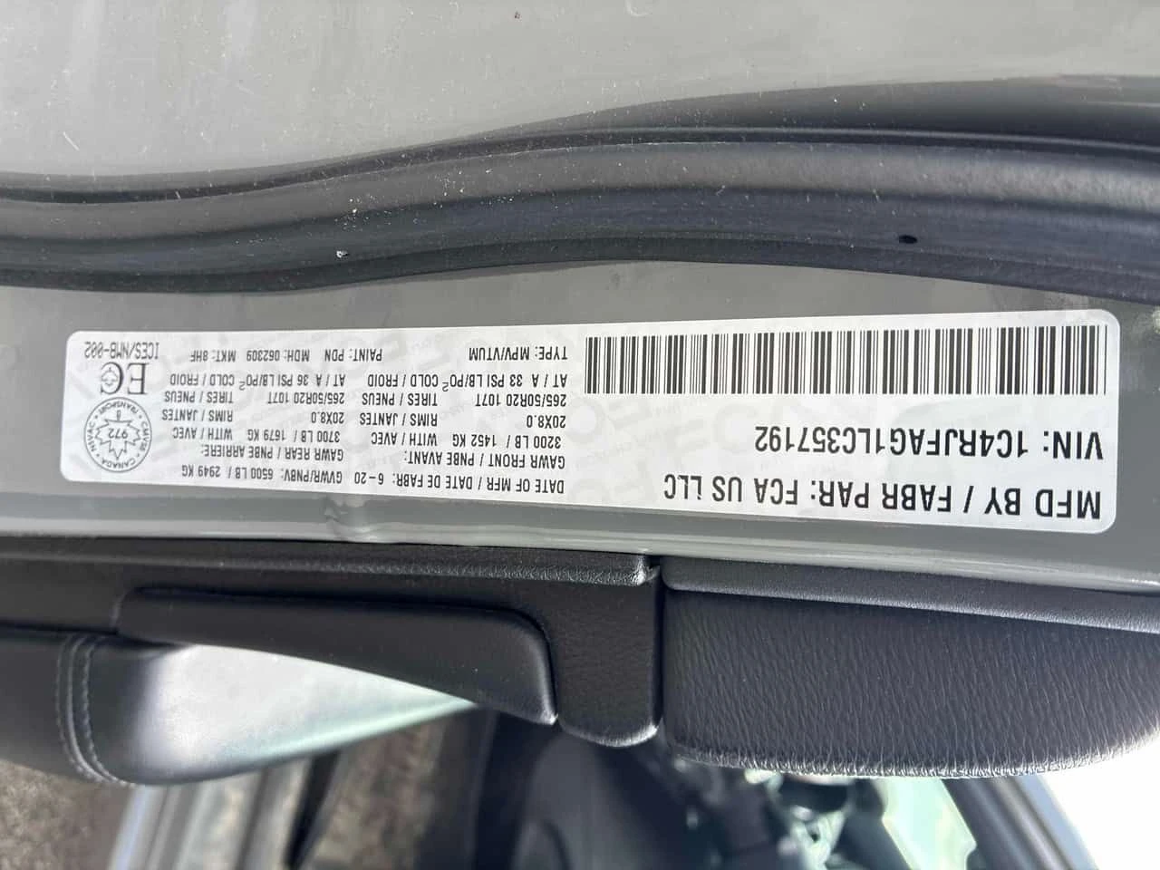 Jeep Grand cherokee * Altitude * CARFAX * ЦЕНА ДО БГ, снимка 14 - Автомобили и джипове - 55224361