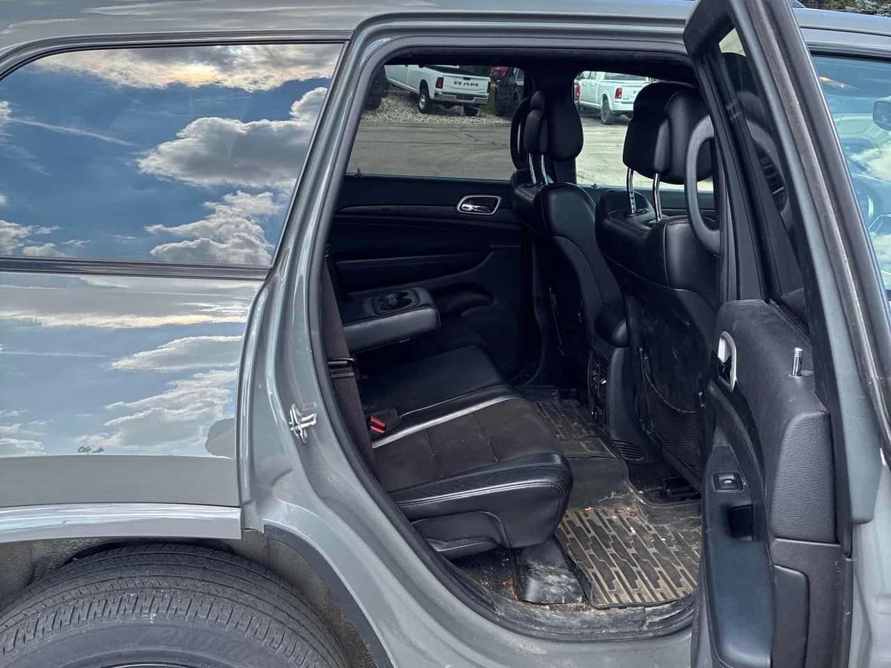 Jeep Grand cherokee * Altitude * CARFAX * ЦЕНА ДО БГ, снимка 11 - Автомобили и джипове - 55224361