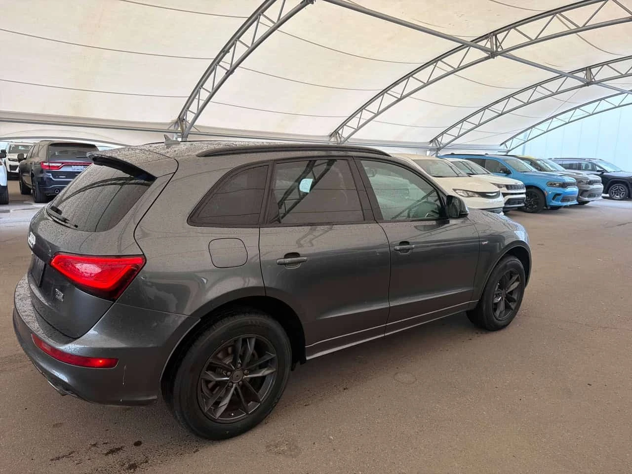 Audi Q5 * 2.0T Technik * CARFAX * АВТОКРЕДИТ* , снимка 3 - Автомобили и джипове - 56274287