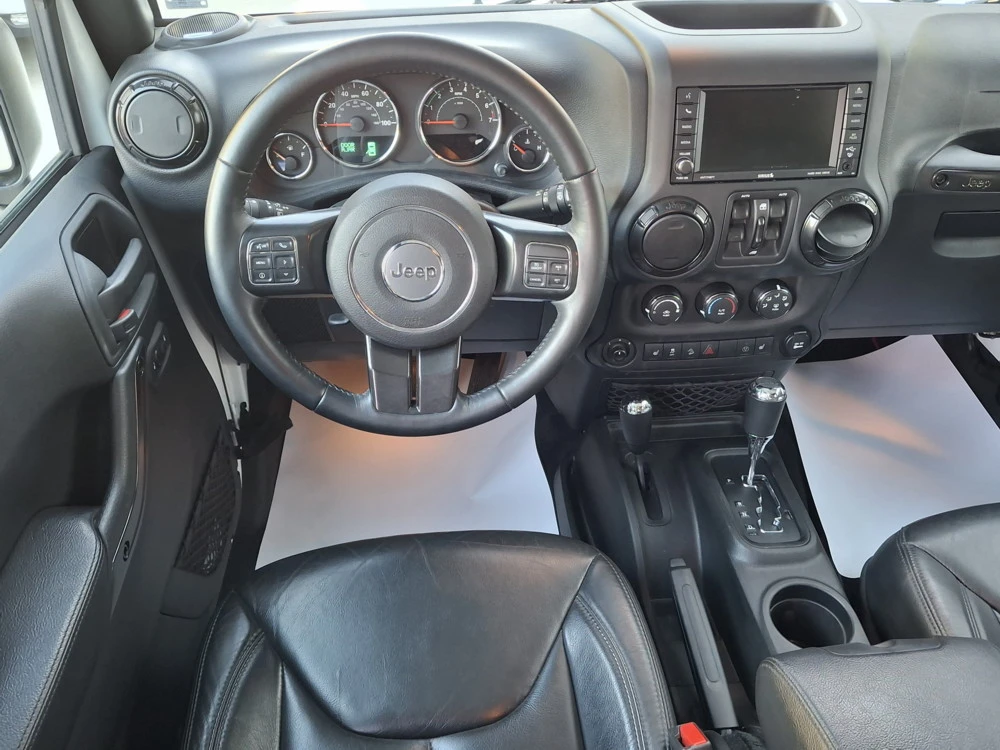 Jeep Wrangler Sahara JK 3.6 V6 4x4, снимка 11 - Автомобили и джипове - 56310941