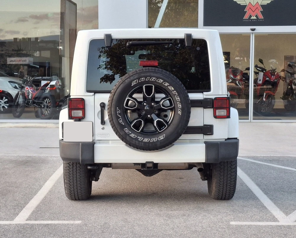 Jeep Wrangler Sahara JK 3.6 V6 4x4, снимка 7 - Автомобили и джипове - 56310941