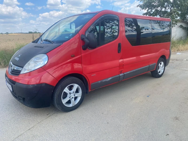Opel Vivaro, снимка 4 - Бусове и автобуси - 52531635