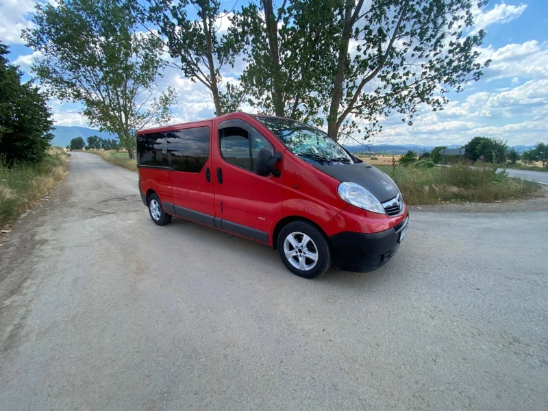 Opel Vivaro, снимка 2 - Бусове и автобуси - 52531635