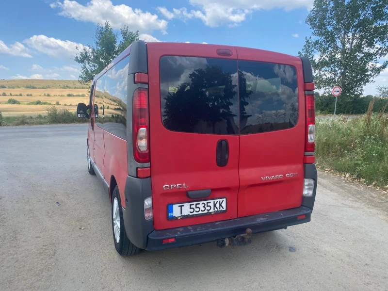 Opel Vivaro, снимка 7 - Бусове и автобуси - 52531635