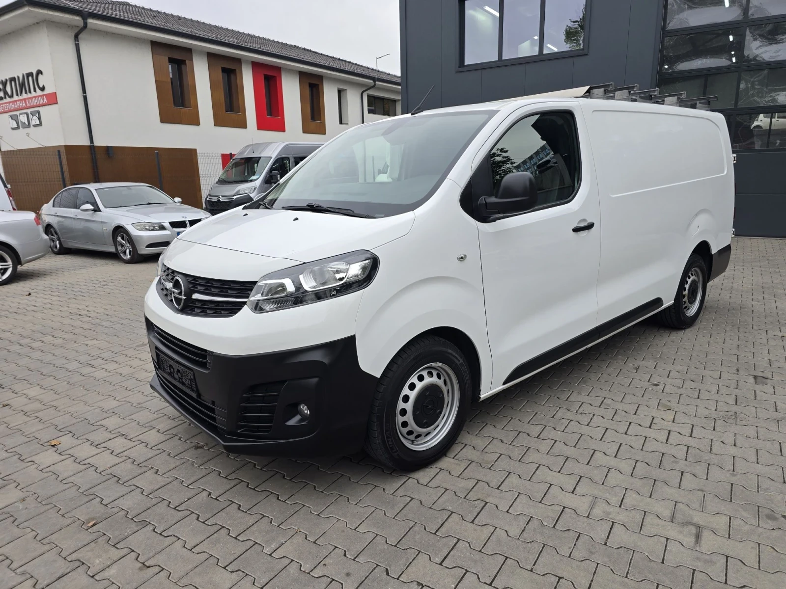 Opel Vivaro 2.0 2020 120000км МАХi