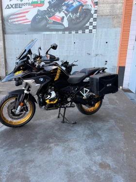 ����� �� �������� �� BMW R R1250GS 40 YEARS