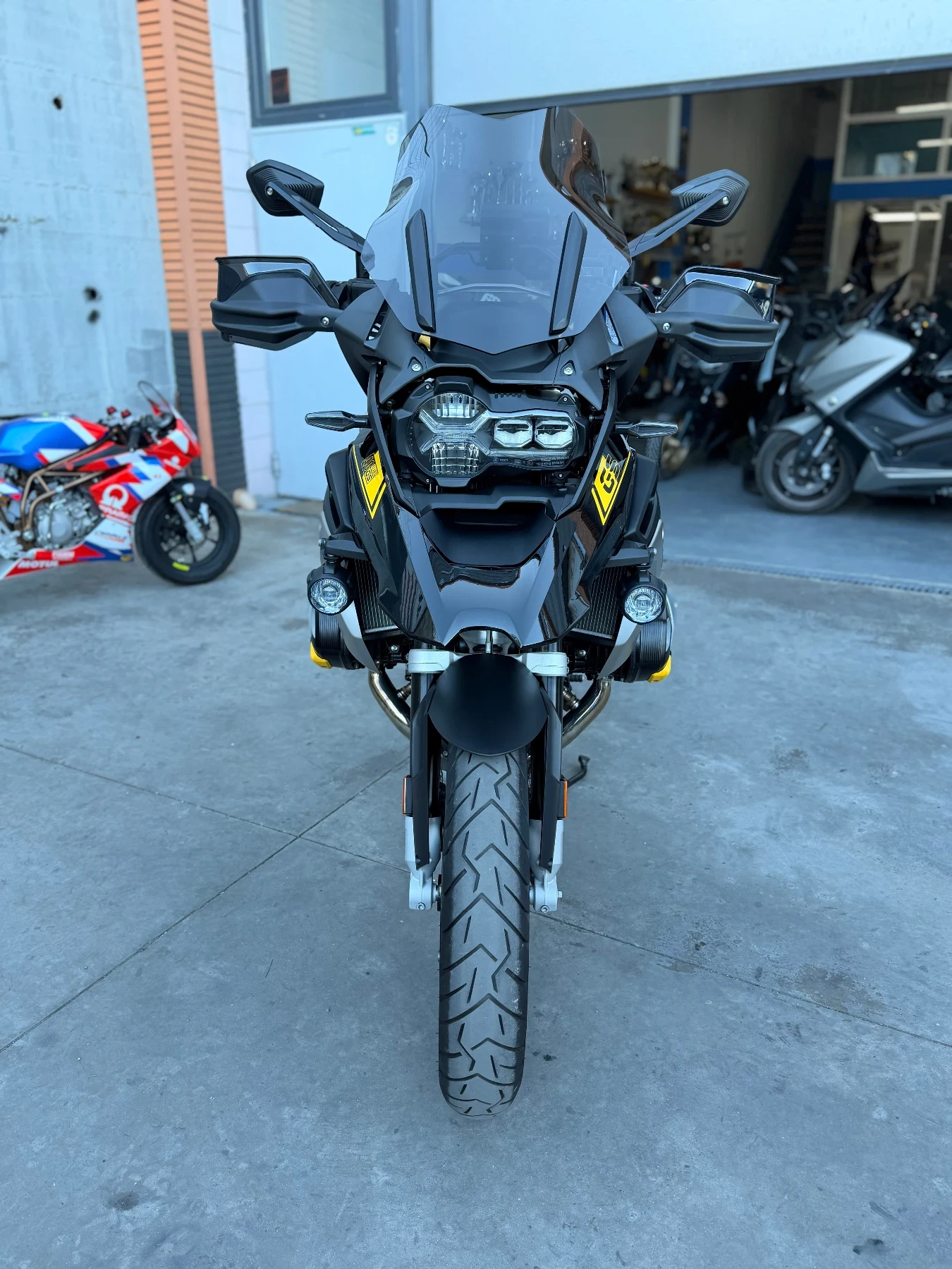 BMW R R1250GS 40 YEARS, снимка 10 - Мотоциклети и мототехника - 55694184