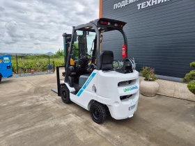 Мотокар UniCarriers 2тона / ИЗРАВНИТЕЛ / АВТОМАТ / ГАЗ / КАТО НОВ !, снимка 3