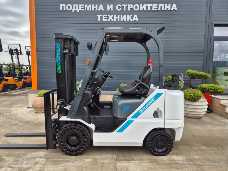 Мотокар UniCarriers 2тона / ИЗРАВНИТЕЛ / АВТОМАТ / ГАЗ / КАТО НОВ !, снимка 2 - Индустриална техника - 50268143