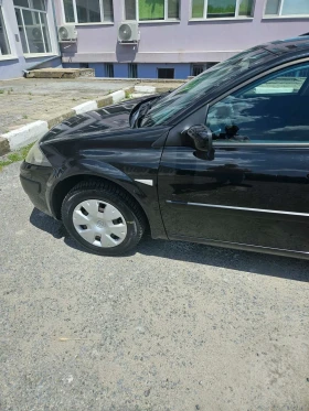 Renault Megane Комби, снимка 2