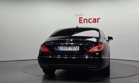 Mercedes-Benz CLS 250 Пера на волана\Реални километри\360 Камери, снимка 4