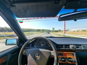 Mercedes-Benz 124 Е300, снимка 3