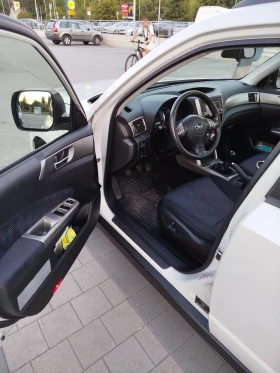 Subaru Forester 2.0 Bi Fuel  | Mobile.bg    12