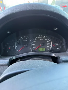 Ford Tourneo Connect 1.8tdci Висока база, снимка 11