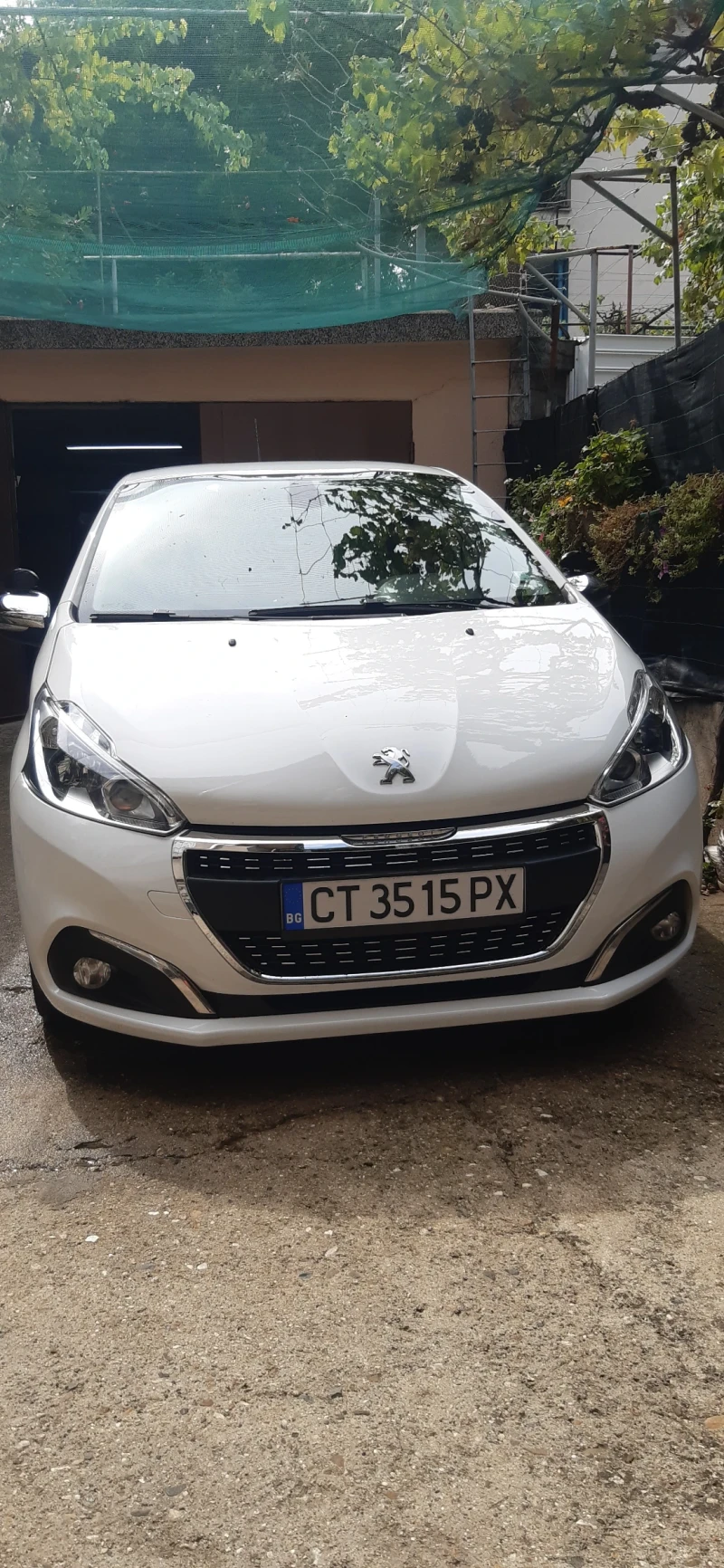 Peugeot 208 1.2 110к.с Автоматик , снимка 13 - Автомобили и джипове - 47227347