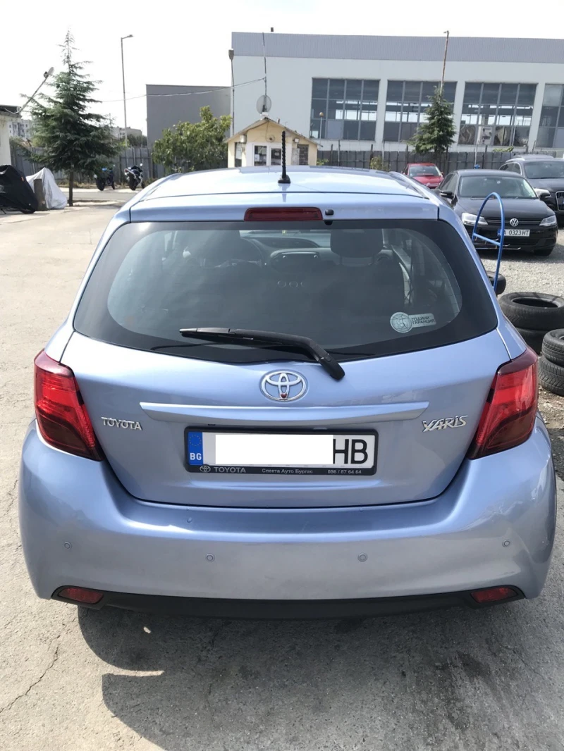 Toyota Yaris 1.6, снимка 2 - Автомобили и джипове - 47355568