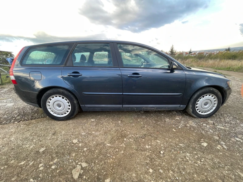 Volvo V50, снимка 3 - Автомобили и джипове - 47537661