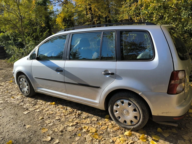 VW Touran Метан 2.0 , снимка 8 - Автомобили и джипове - 47724292