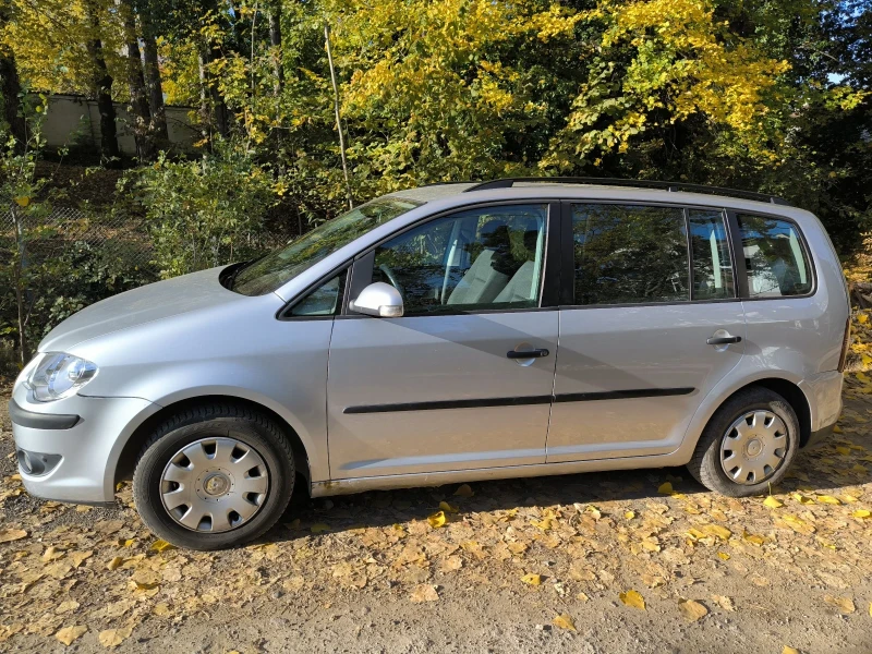 VW Touran Метан 2.0 , снимка 9 - Автомобили и джипове - 47724292