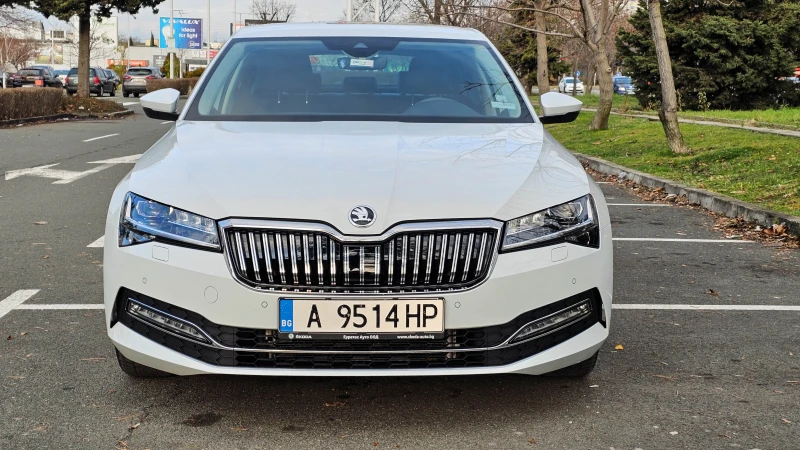 Skoda Superb, снимка 2 - Автомобили и джипове - 48783839