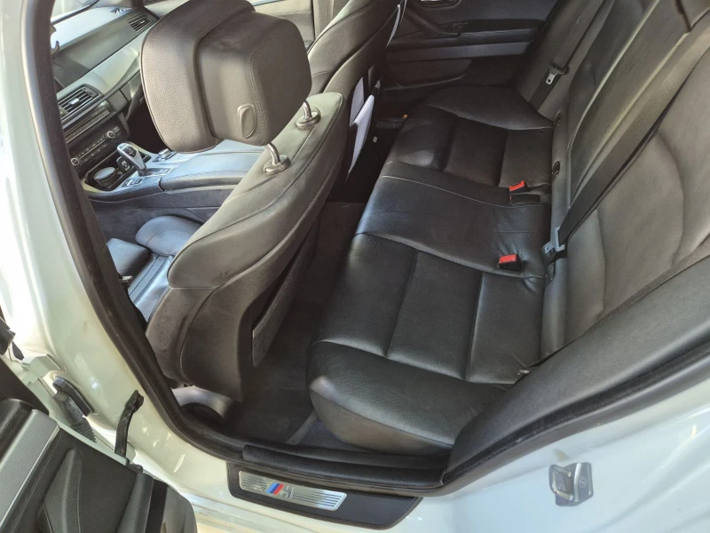 BMW 525 3.0 D M -PAKET  , снимка 5 - Автомобили и джипове - 51331069